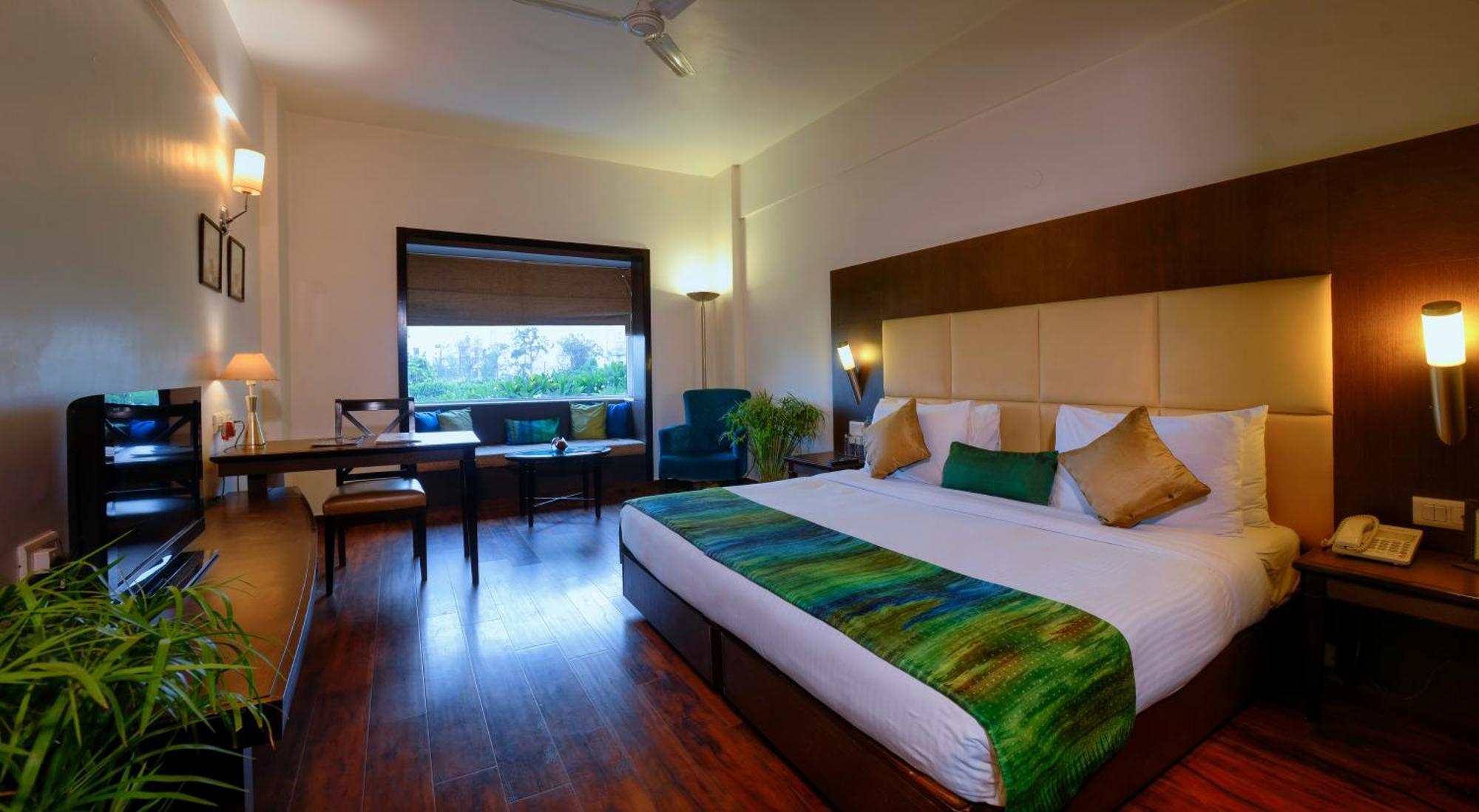 Treehouse Hotel Club & Spa Dhāruhera Екстериор снимка