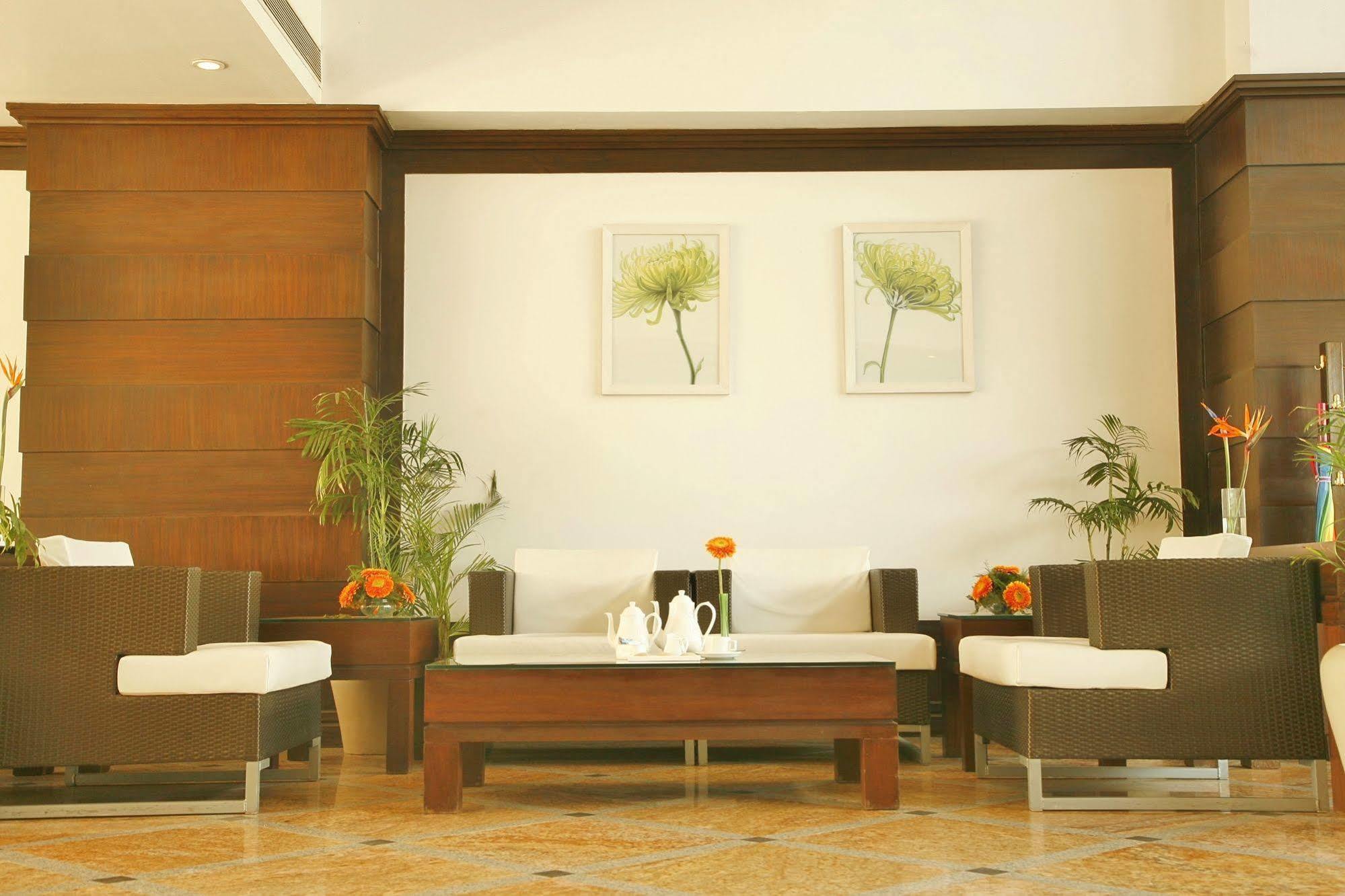 Treehouse Hotel Club & Spa Dhāruhera Екстериор снимка